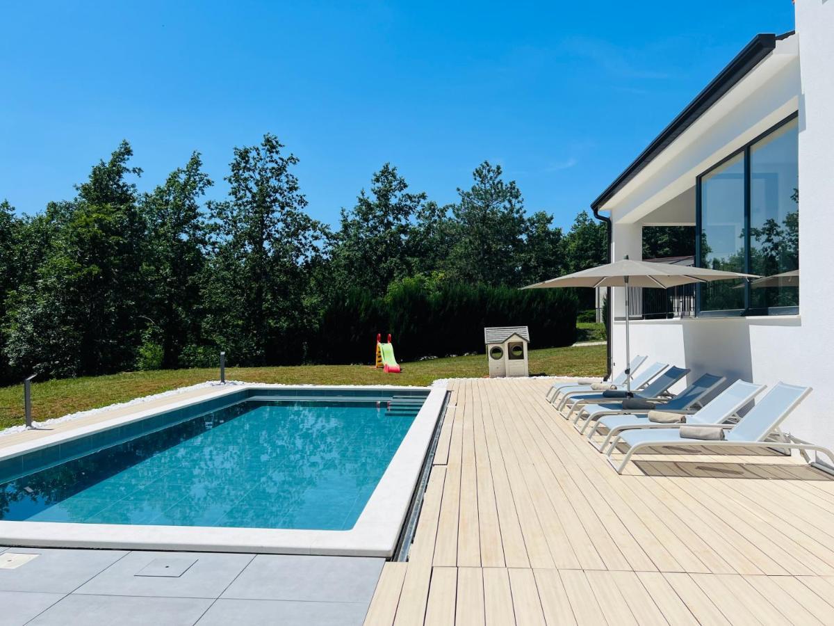 Vila Prisunca Jacuzzi & Swimming Pool 파진 외부 사진