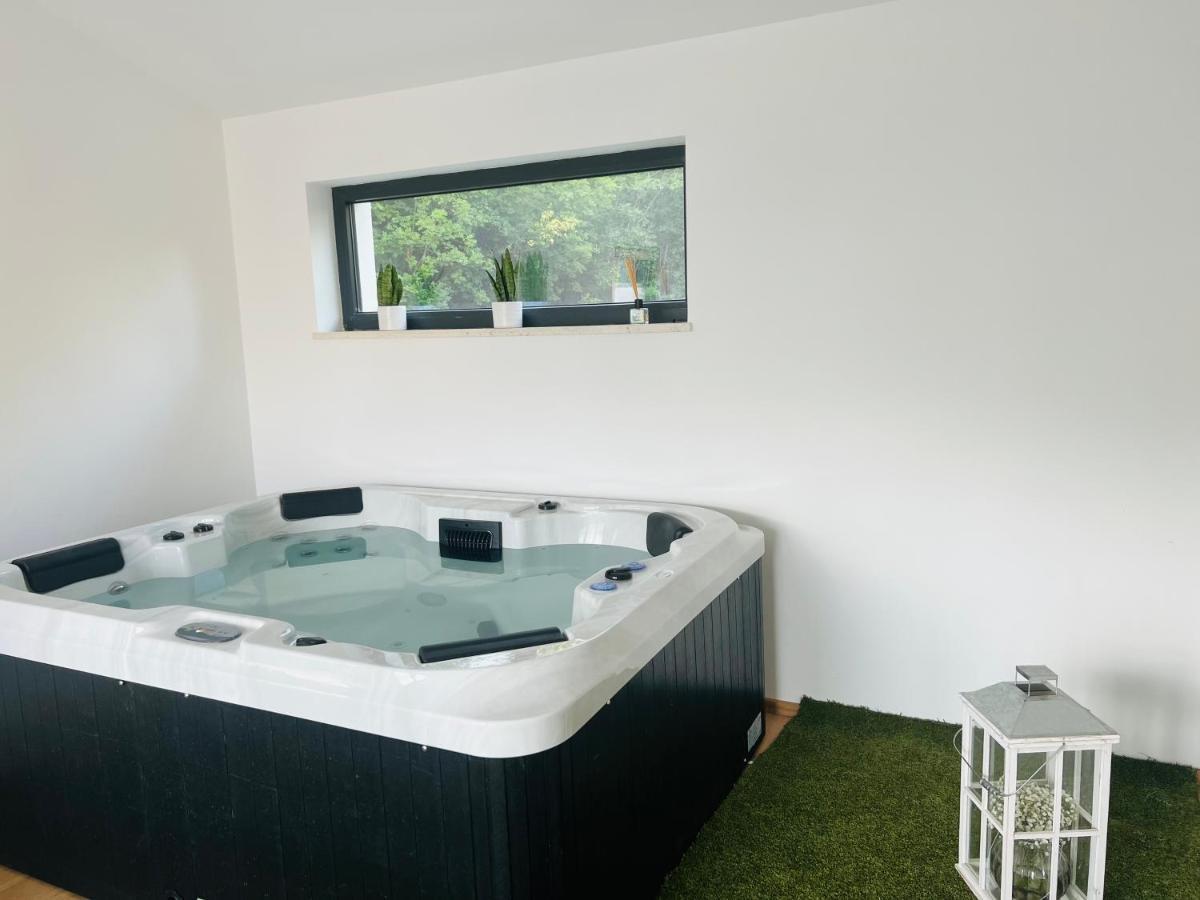 Vila Prisunca Jacuzzi & Swimming Pool 파진 외부 사진